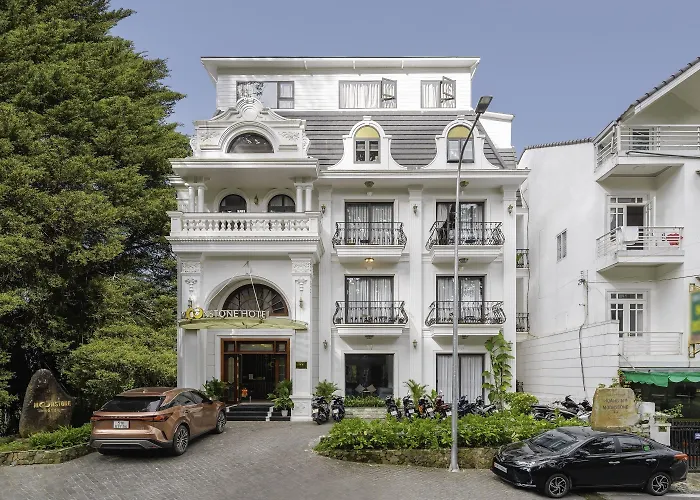 Ttr Moonstone Apart Hotel Da Lat