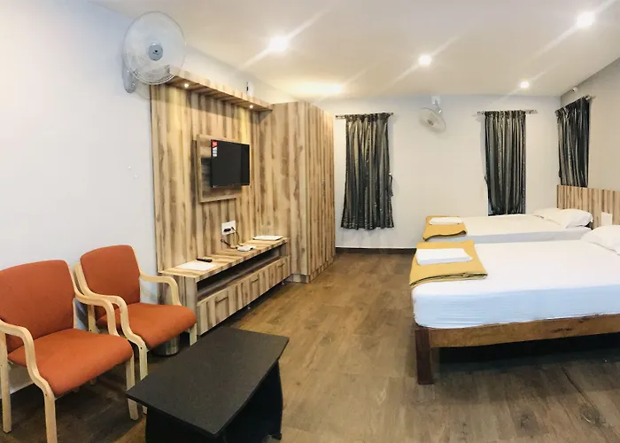 Sharada Residency Hotel Somvarpet