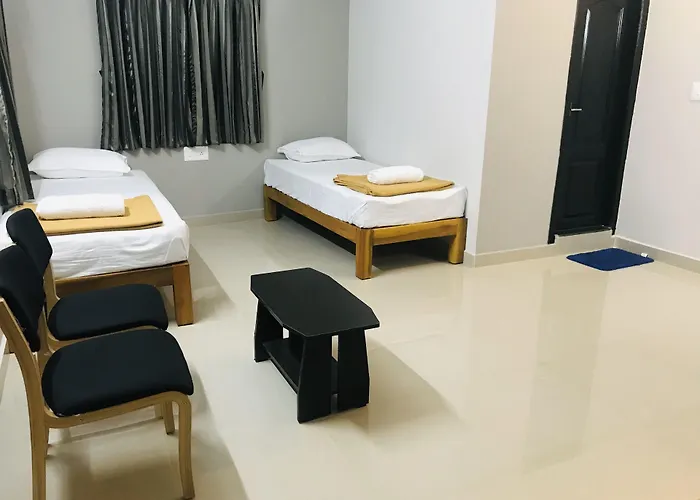 Sharada Residency Hotel Somvarpet