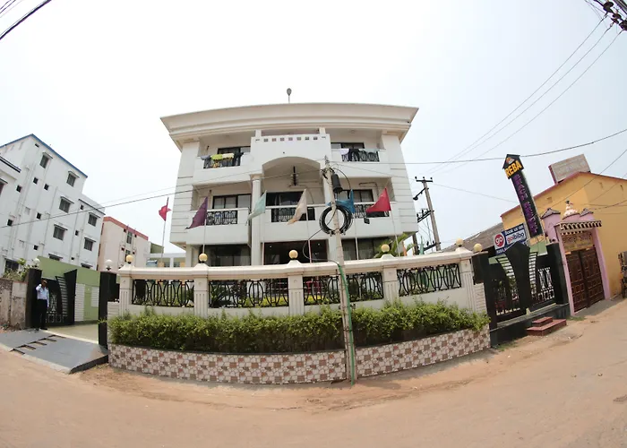 Reba Beach Resort Puri