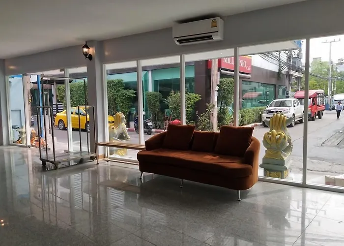 Bird Room Hotel - Pratunam กรุงเทพมหานคร