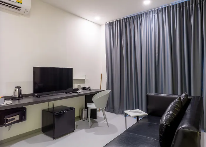 Reno Hotel กรุงเทพมหานคร