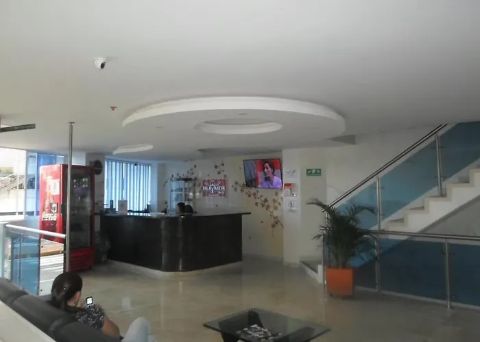 Hotel Isla Mayor Bucaramanga