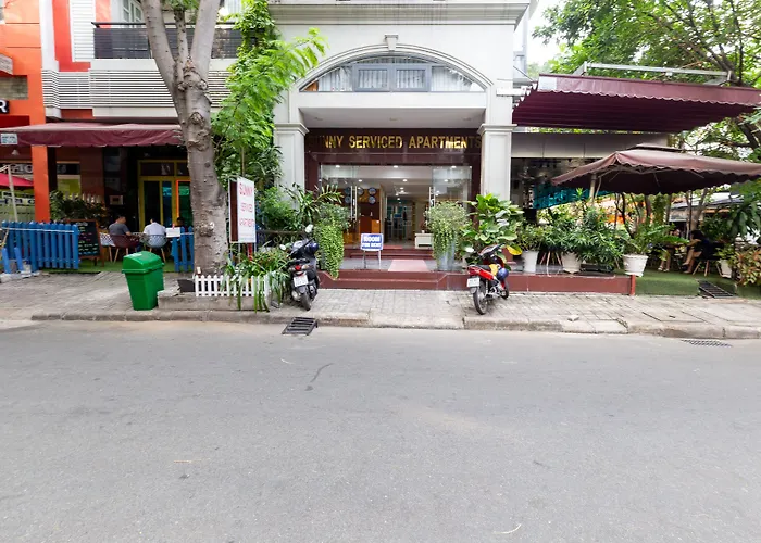 Sunny Hotel And Apartment TP. Hồ Chí Minh