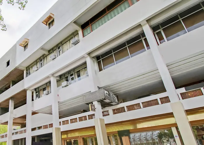 Itsy Hotels Auzone & Spa Chandigarh
