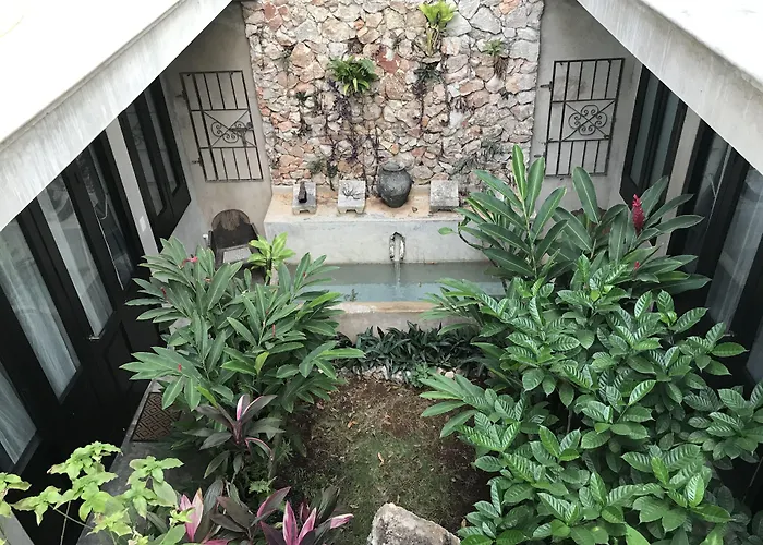 La Flor Casa Boutique Bed and Breakfast Valladolid 