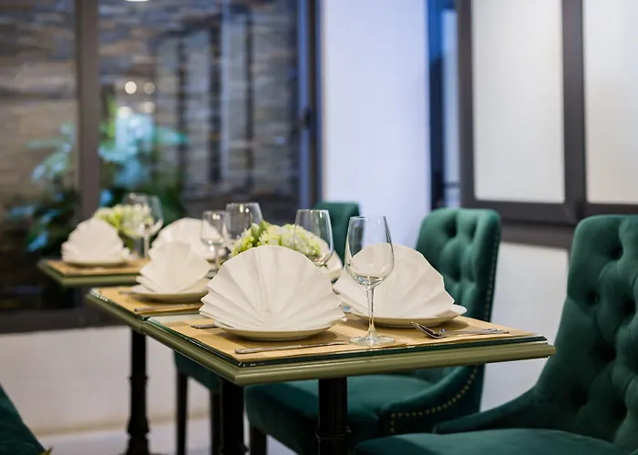 Gatsby Hanoi Hotel & Travel