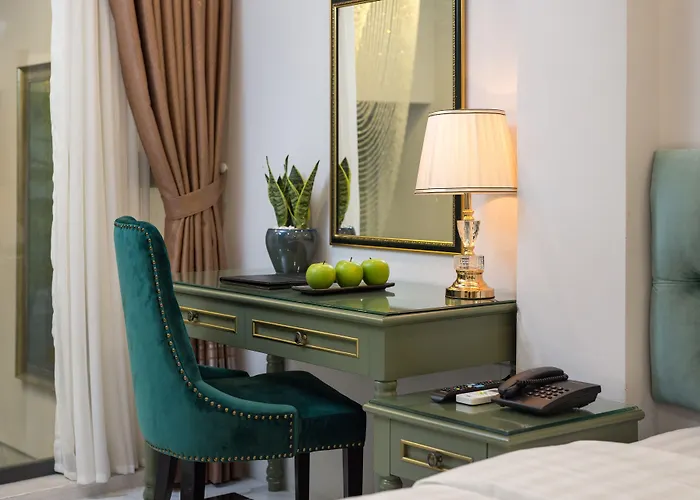 Gatsby Hanoi Hotel & Travel
