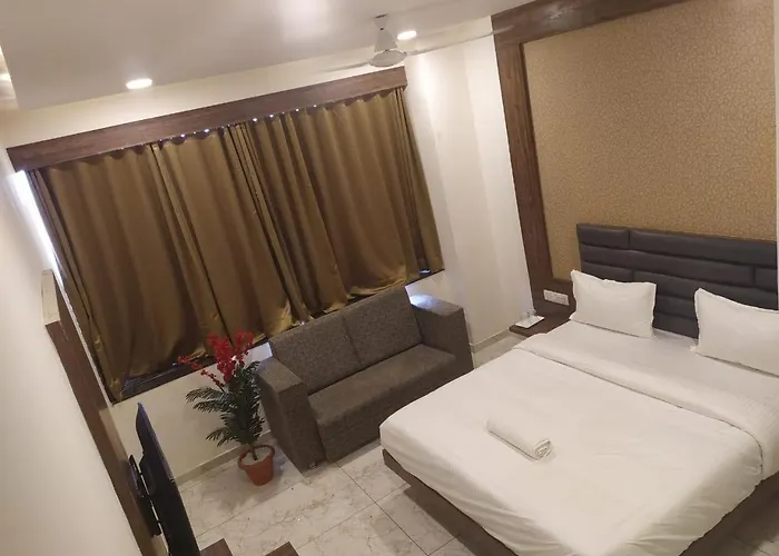 Hotel Krishna Palace Anand
