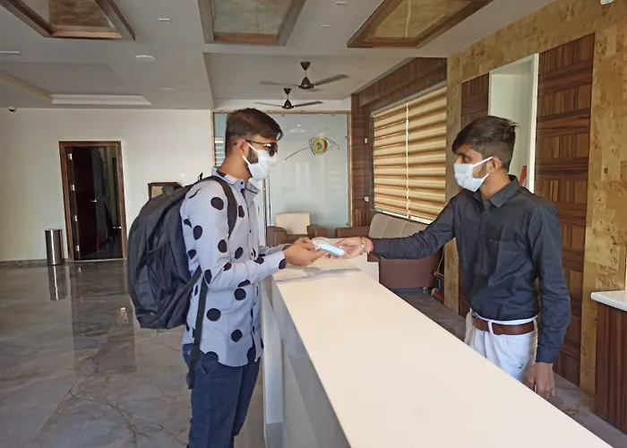 Hotel Devkinandan Dwarka 