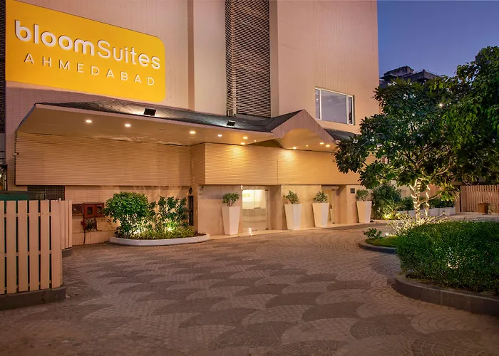 Bloomsuites L Ahmedabad