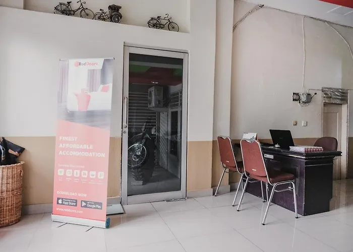 Reddoorz @ Jalan Stm Medan Hotel