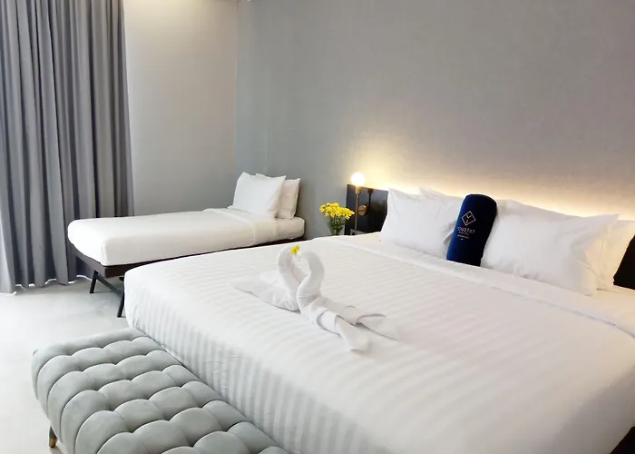 Hotel Youstay Semarang By Sinergi