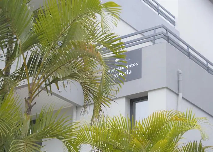 Apartamentos Turísticos Vitoria by Petit Hotels Funchal 