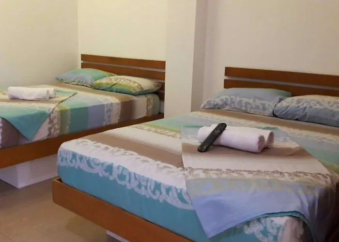 Eriko'S House Hotel Balabag 
