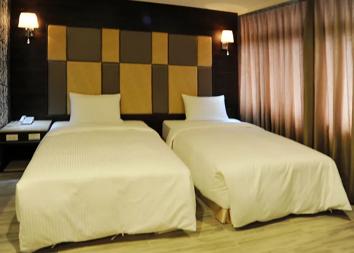 Maple Hotel Second Branch Tainan