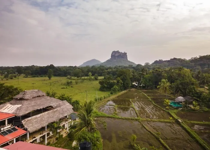 Nelu Villa Sigiriya