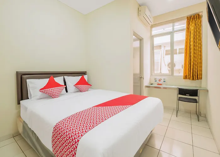 Super Oyo Collection O 818 Micasa Residence Bandung