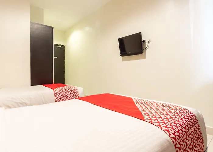 Oyo Flagship 1348 Hotel Home Anaya Medan