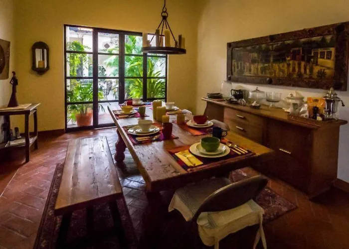 Bed and Breakfast Casa Xola Morelia