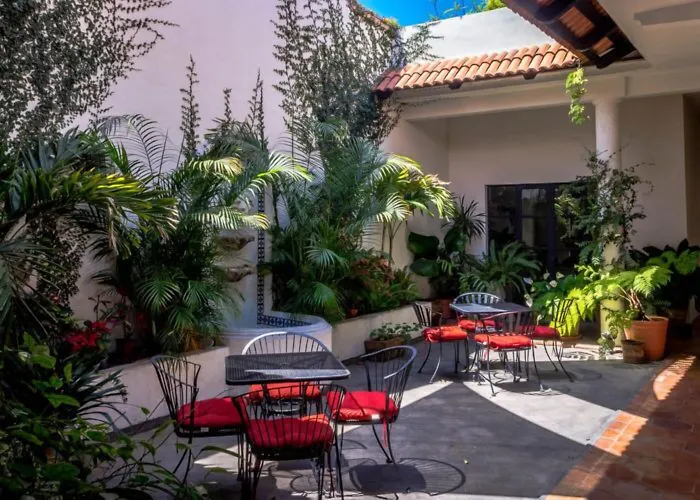 Bed and Breakfast Casa Xola Morelia
