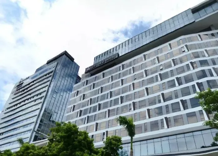 The Summit Hotel Zhongshan 
