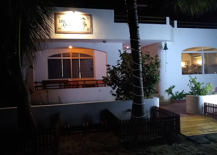 Drake Inn Puerto Villamil