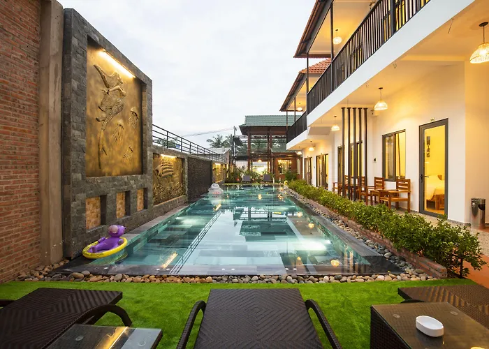 Aurora House Hotel Phú Quốc