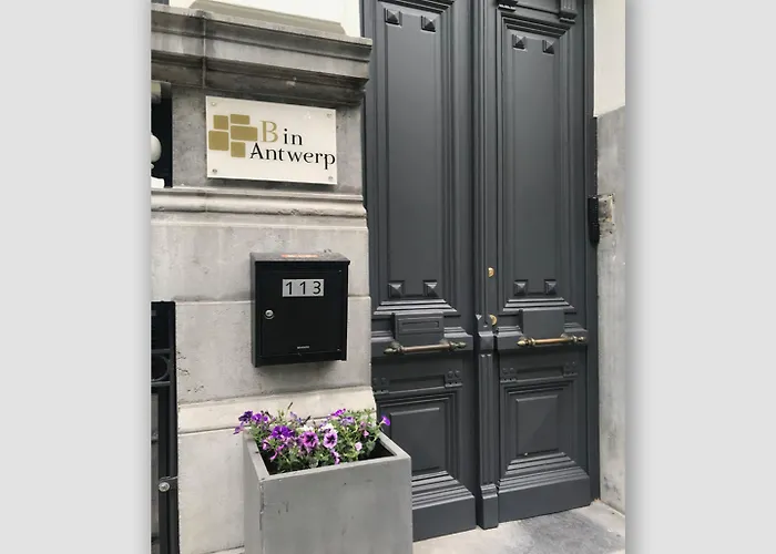 B in Antwerp Bed and Breakfast