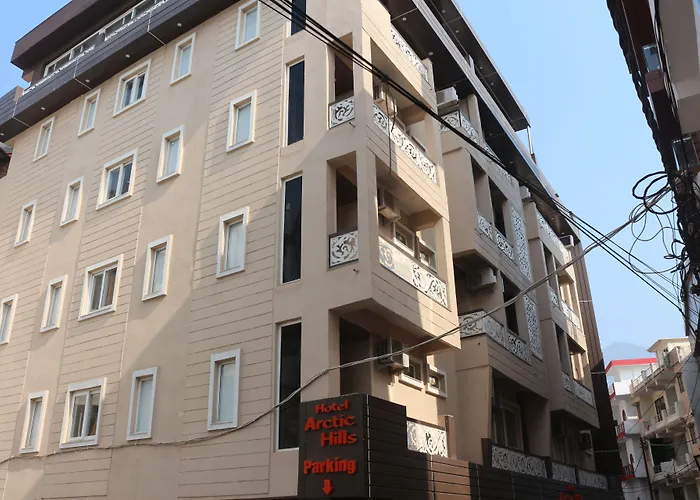 Arctic Hills By Opulence Hotel Tapovan