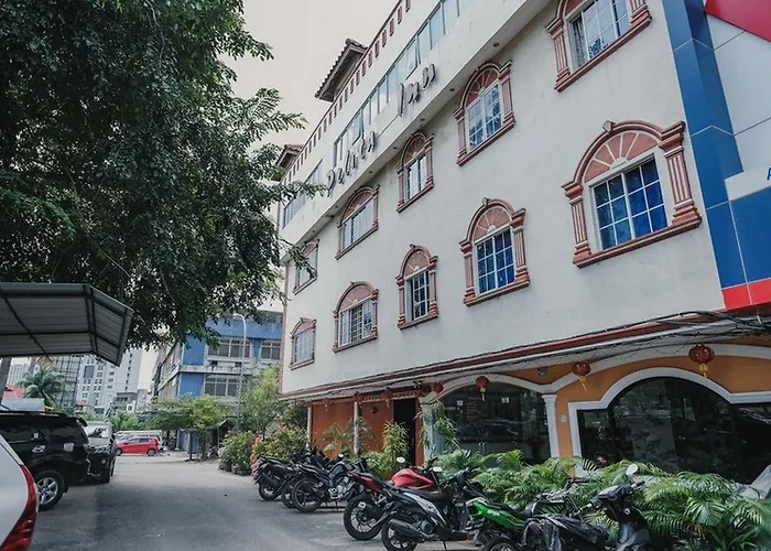 Reddoorz Near Nagoya Hill Mall Batam 5