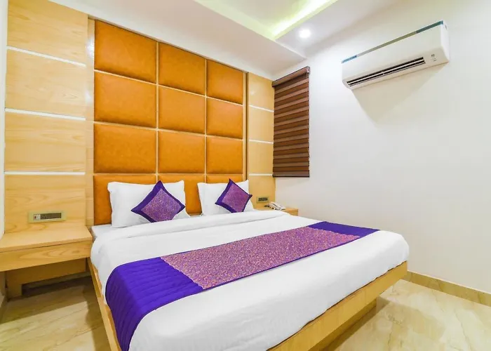 Hotel Maa Sharda Indore