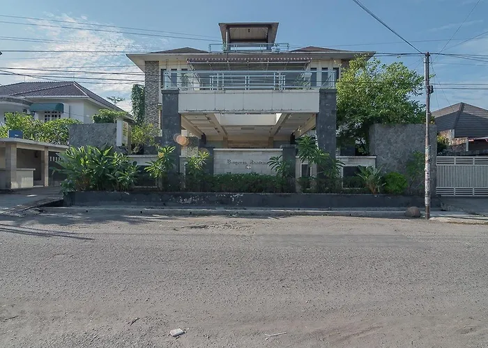 Reddoorz Plus Near Cambridge City Square 2 Medan