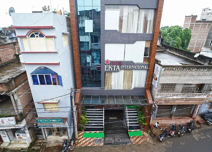 Hotel Ekta International !! 300 Mts From Baba Baidyanath Dham Temple !! Deoghar