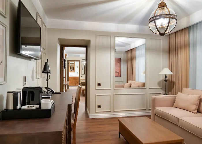 Best Western Plus Market Square Lemberg