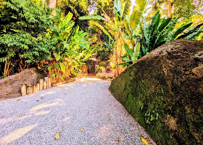 Chales Paris Paraty