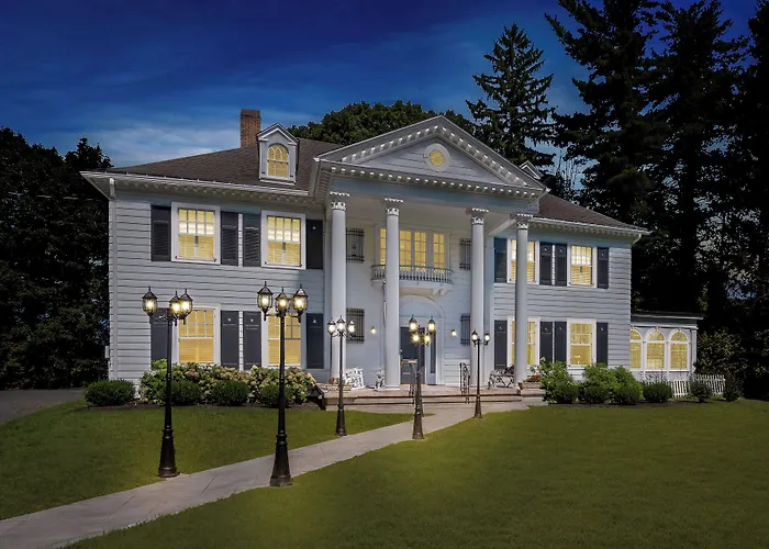 Benn Conger Inn Groton