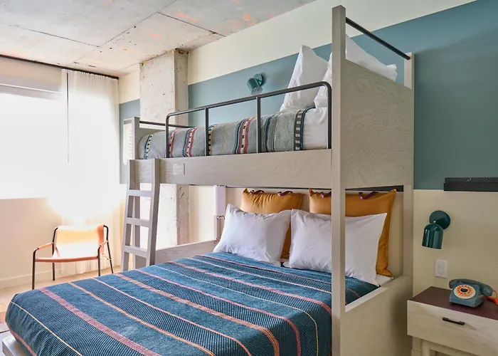 Moxy Charleston Downtown Hotel