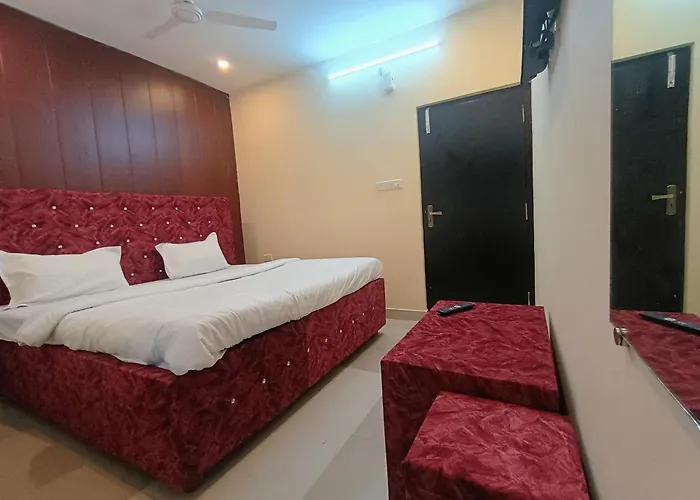 Hotel Metro Regency Lucknow