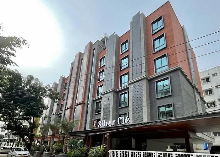 Hotel Silver Cle Hitech City Madhapur Hyderabad