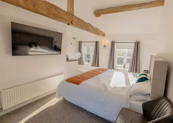 Ye Olde Original Withy Trees Hotel Bamber Bridge