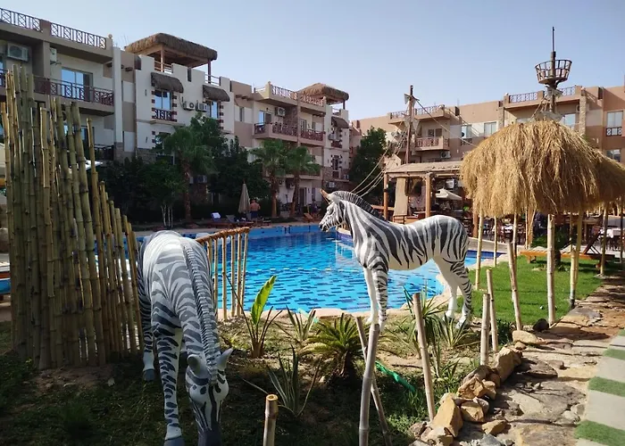 Jungle Sweet Home Compound Hurgada