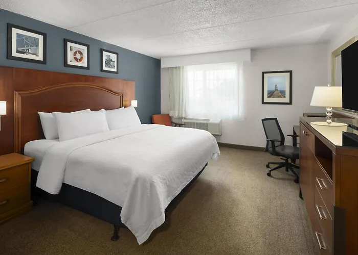 Harbor Town, BW Signature Collection By Best Western Manitowoc