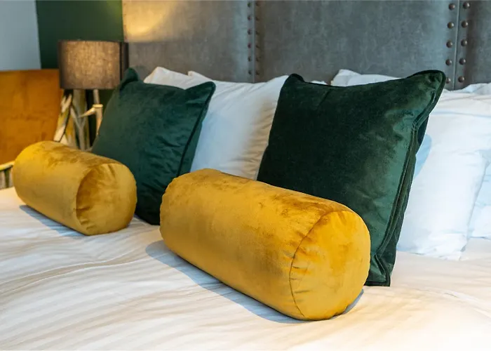Deira Hotel & Apartments Prestwick
