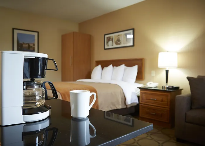 Clarion Pointe Hotel Campbellton