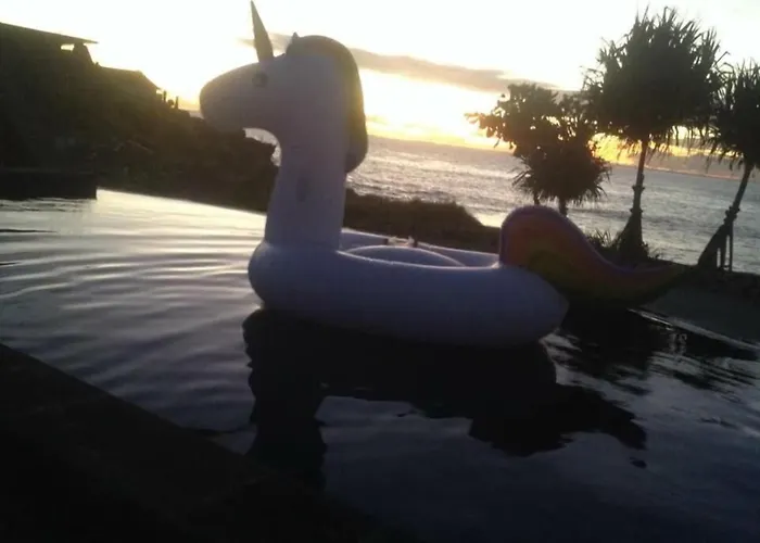 Dodol Lembongan Cliff Sunset Hotel