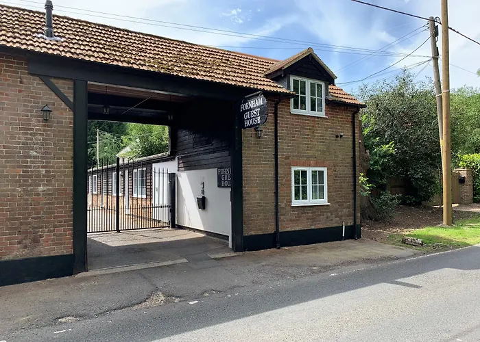 Fornham Guest House Chertsey