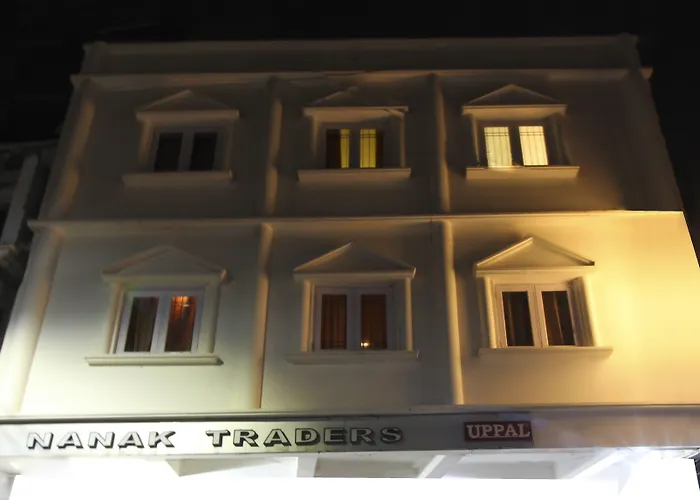 Itsy Hotels Royal Monarch Gorakhpur
