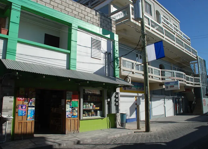 Hotel Coastalbay 2 & Golf Cart Rental San Pedro 