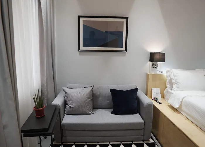 Radlett Residences Hotel - Tuguegarao